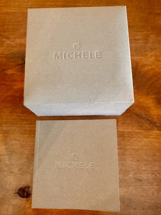 White Michere watch main image 6